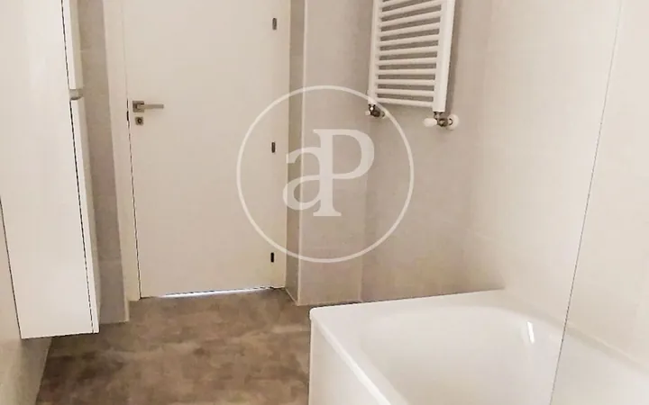 Piso en Calle de Montesa - Foto 30