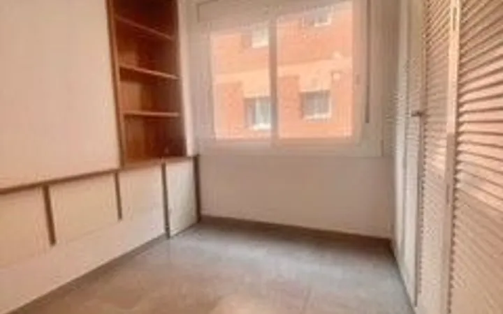 Piso en Calle de Violant d'Hongria Reina d'Aragó, Sants - Foto 5