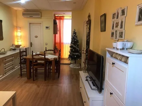 Piso en venta en Calle de Tirso de Molina, 1 - Foto 2