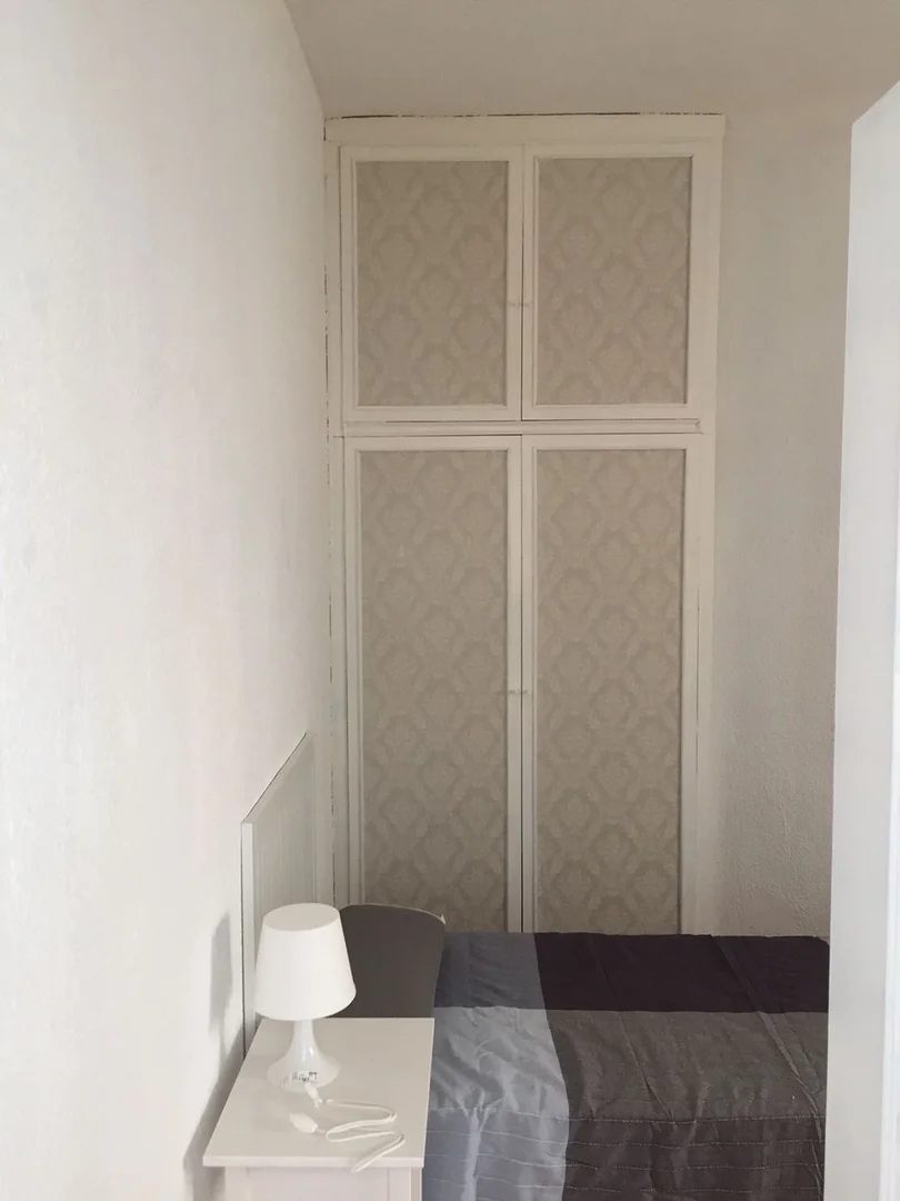 Piso en calle de Guzmán el Bueno, 65 - Foto 15