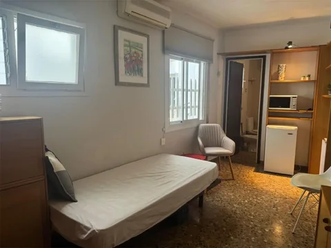 Estudio en  Carrer de Mejía Lequerica 12 - Foto 4