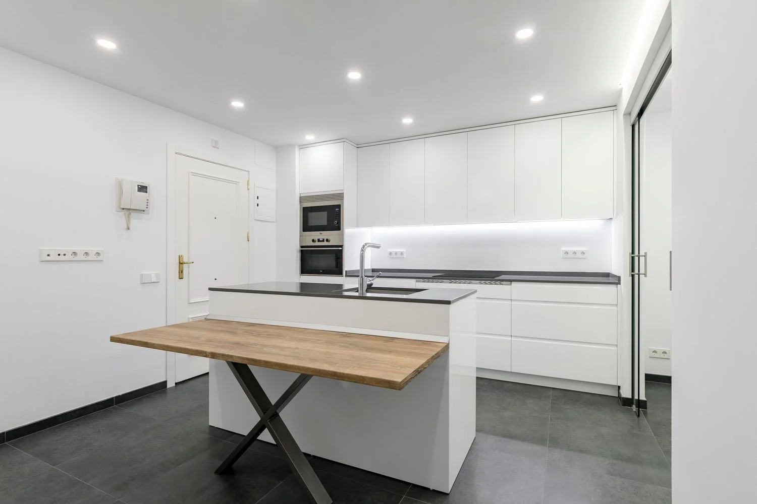 Piso en Barrio Bernabéu-Hispanoamérica - Foto 12