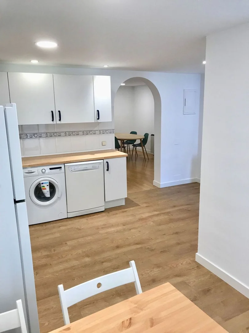 Piso en calle de Ventura de la Vega, 13 - Foto 5