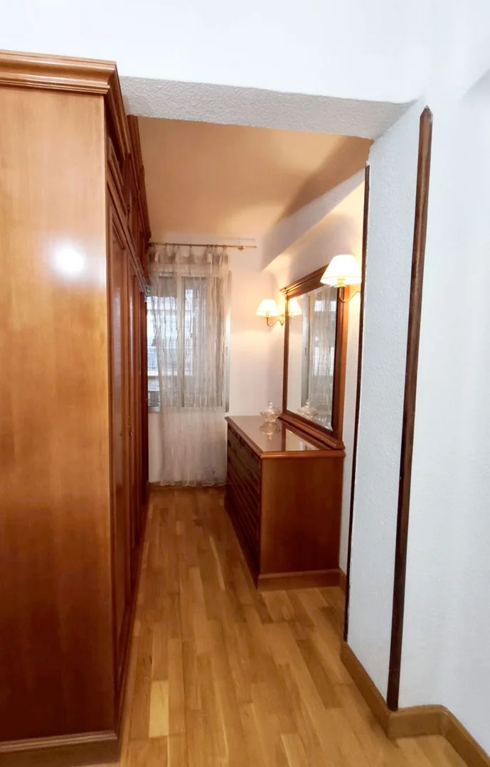 Piso en Calle de Eugenia de Montijo, 74 - Foto 7