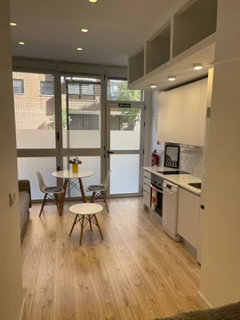 Estudio en calle de Troya, 18 - Foto 1