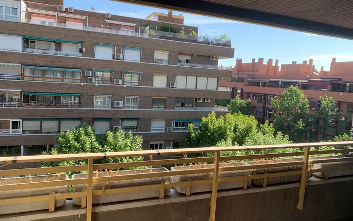 Piso en Calle de Melilla, 12 - Foto 1