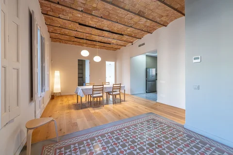 Piso en calle de la Diputació, 222 - Foto 4