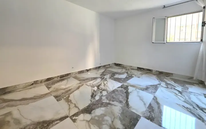 Piso en  Calle de Pinos Baja 1 - Foto 7
