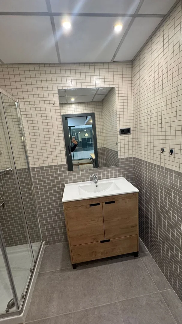 Estudio en avenida del Cerro del Águila, 3 - Foto 3