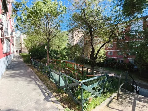 Piso en Calle de la Hacienda de Pavones - Foto 1