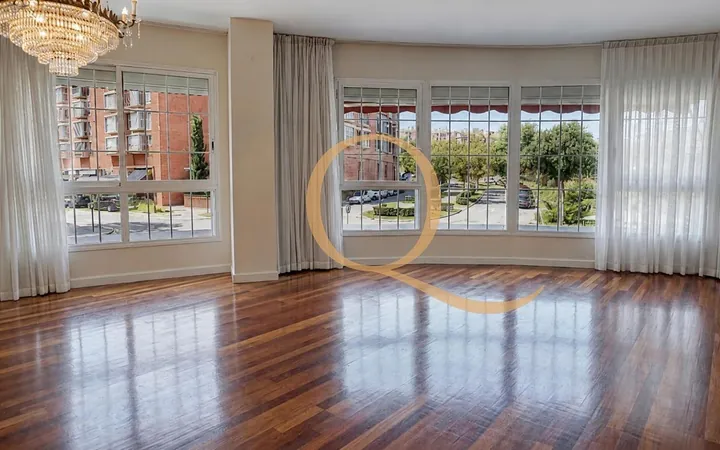 Piso en Conde Orgaz-Piovera, Conde Orgaz-Piovera - Foto 1