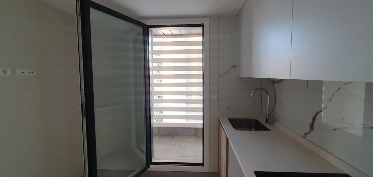 Piso en calle de Josefina Aldecoa, 90 - Foto 9