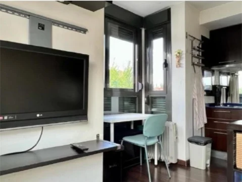 Apartamento en  Calle de Matías Turrión 20 - Foto 4