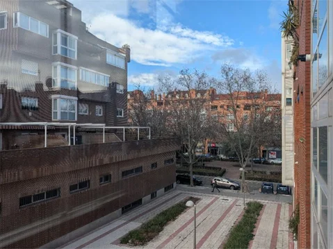 Piso en  Calle Alegría de Oria 43 - Foto 1