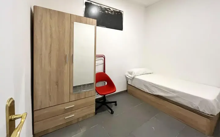 Piso en  Passatge Magarola 4 - Foto 5