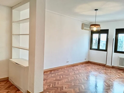 Piso en calle de Arturo Soria, 99 - Foto 1