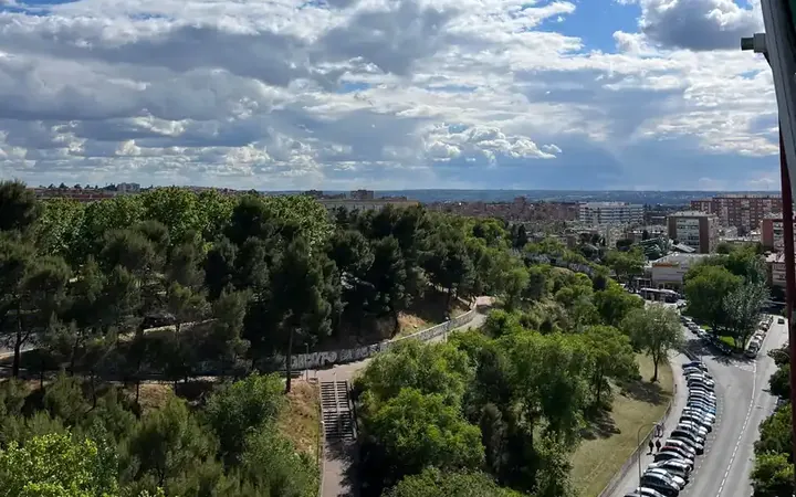 Piso en  Calle de Melchor Fernández Almagro 68 - Foto 8
