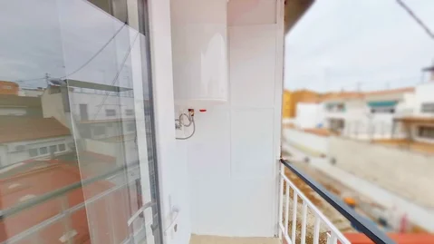 Piso en Barrio Zofío - Foto 3