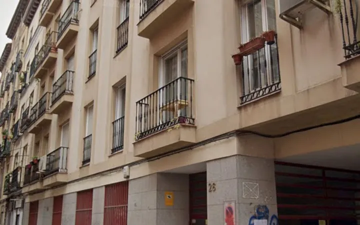 Piso en Calle de los Tres Peces, 26, Lavapiés-Embajadores - Foto 1