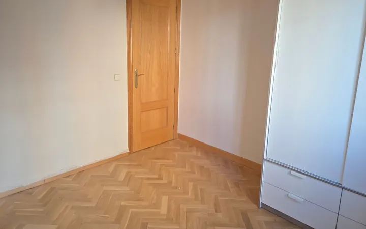 Piso en Valdezarza - Foto 3