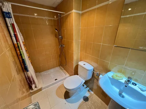 Piso en  Calle del Alcalde Redondo Aceña 2 - Foto 13