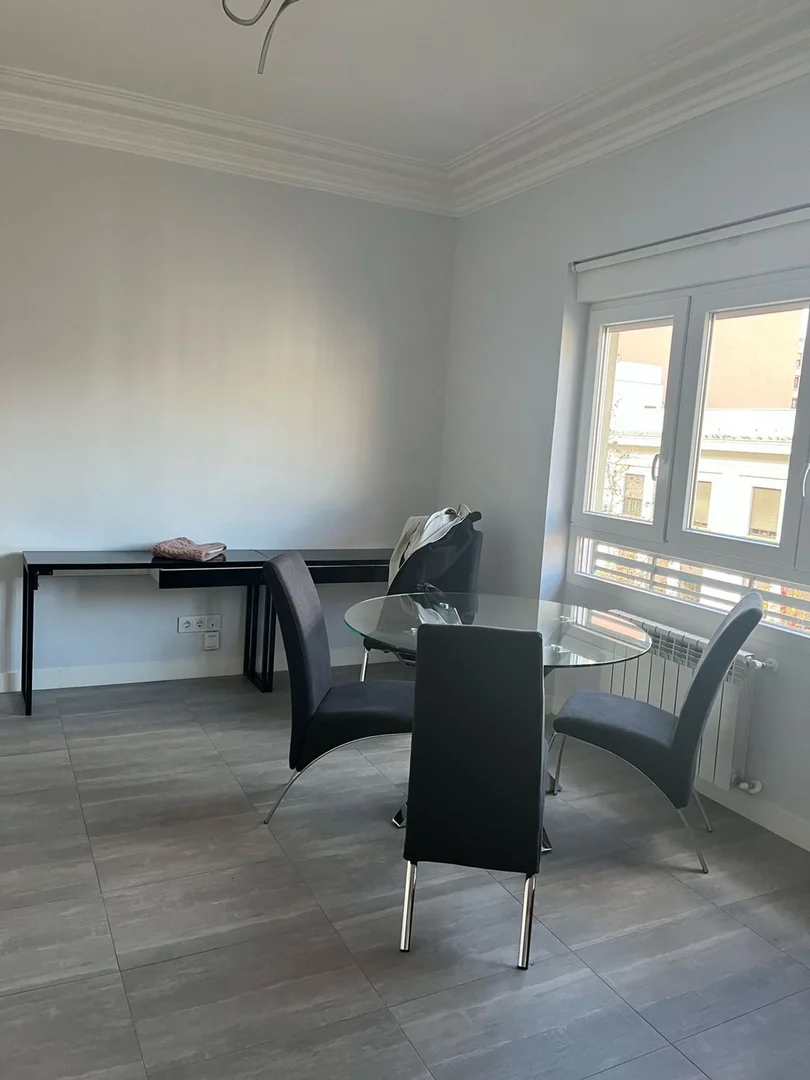 Piso en calle de Cea Bermúdez, 13 - Foto 2