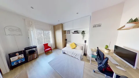 Piso en calle de Josep Estivill, 33 - Foto 28