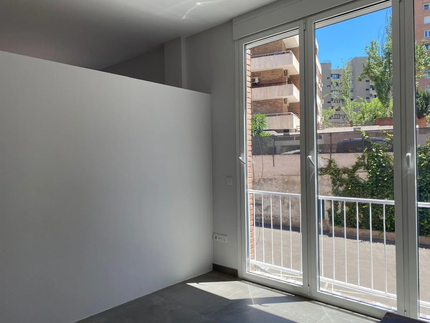 Estudio en avenida de Alberto de Alcocer, 22 - Foto 2