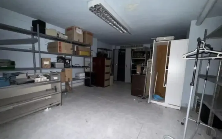 Local comercial en  Carrer del Tenor Masini 83 - Foto 18
