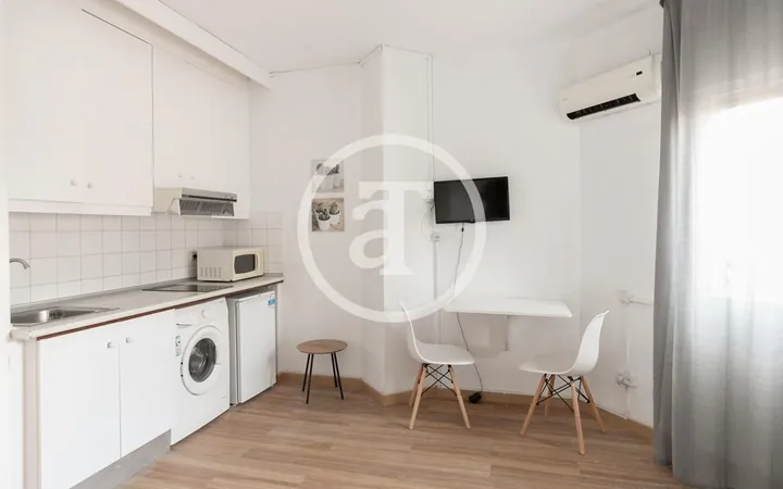 Estudio en Calle de Berlín, Les Corts - Foto 8
