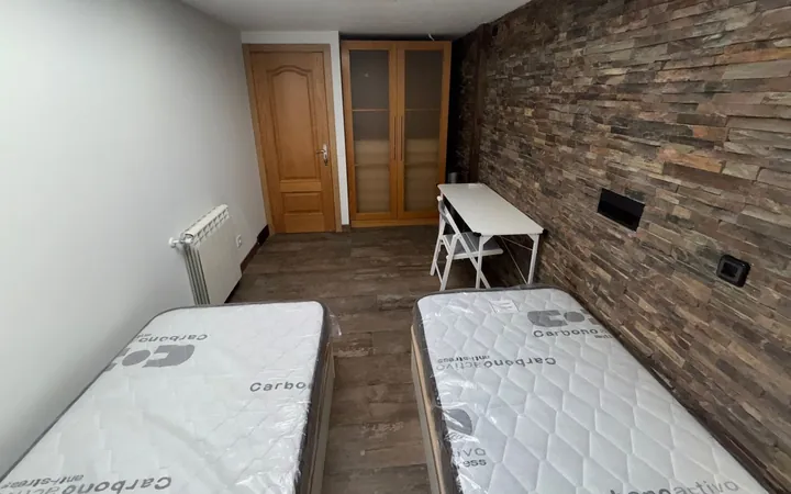 Chalet adosado en Calle de Escalonilla, 27 - Foto 1