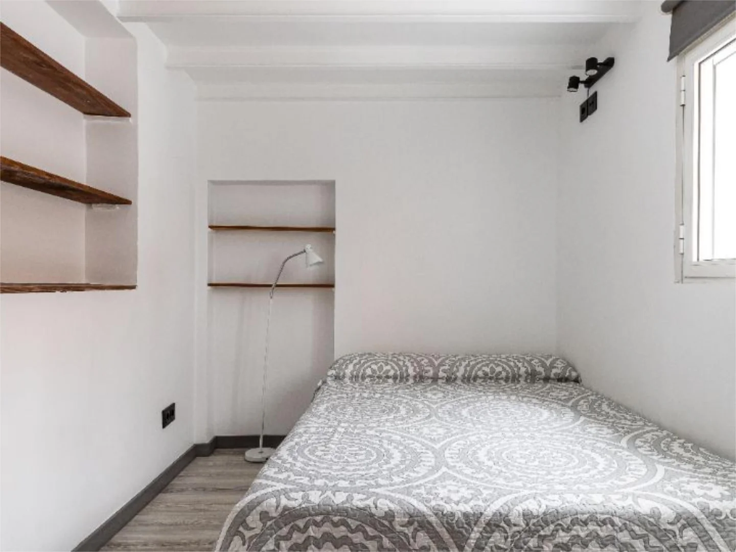 Piso en  Calle de Manuel Fernández y González 7 - Foto 13