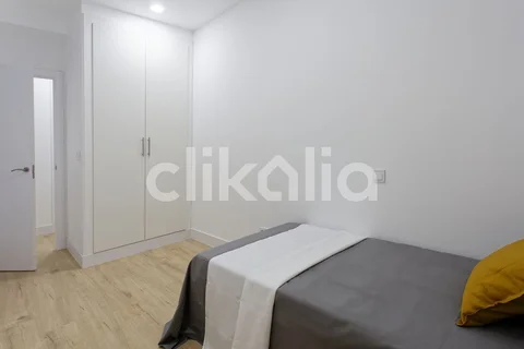 Piso en calle de Trafalgar - Foto 36