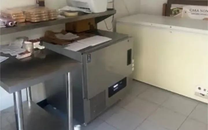 Local comercial en Collblanc - Foto 1