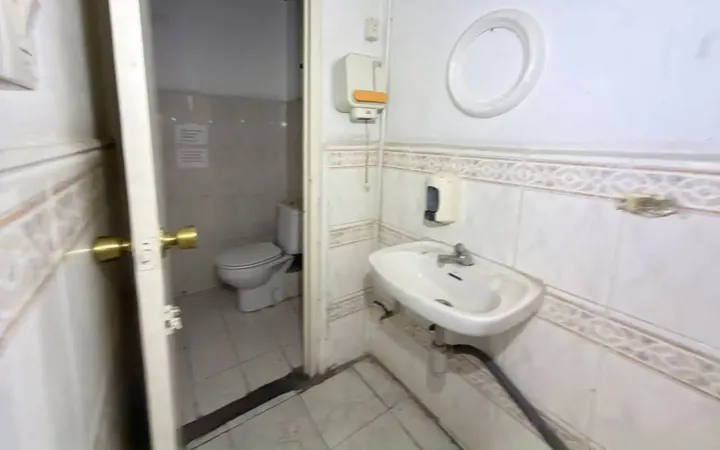 Local comercial en  Calle AGUDELLS 81 - Foto 18