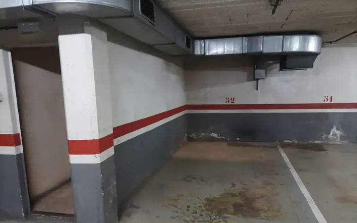 Garaje en  Carrer de Còrsega 408 - Foto 1