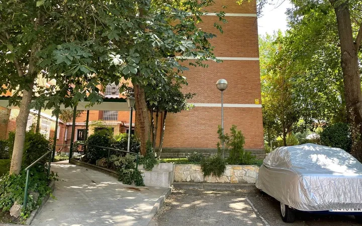 Piso en Calle del Cerro del Castañar, 151 - Foto 6