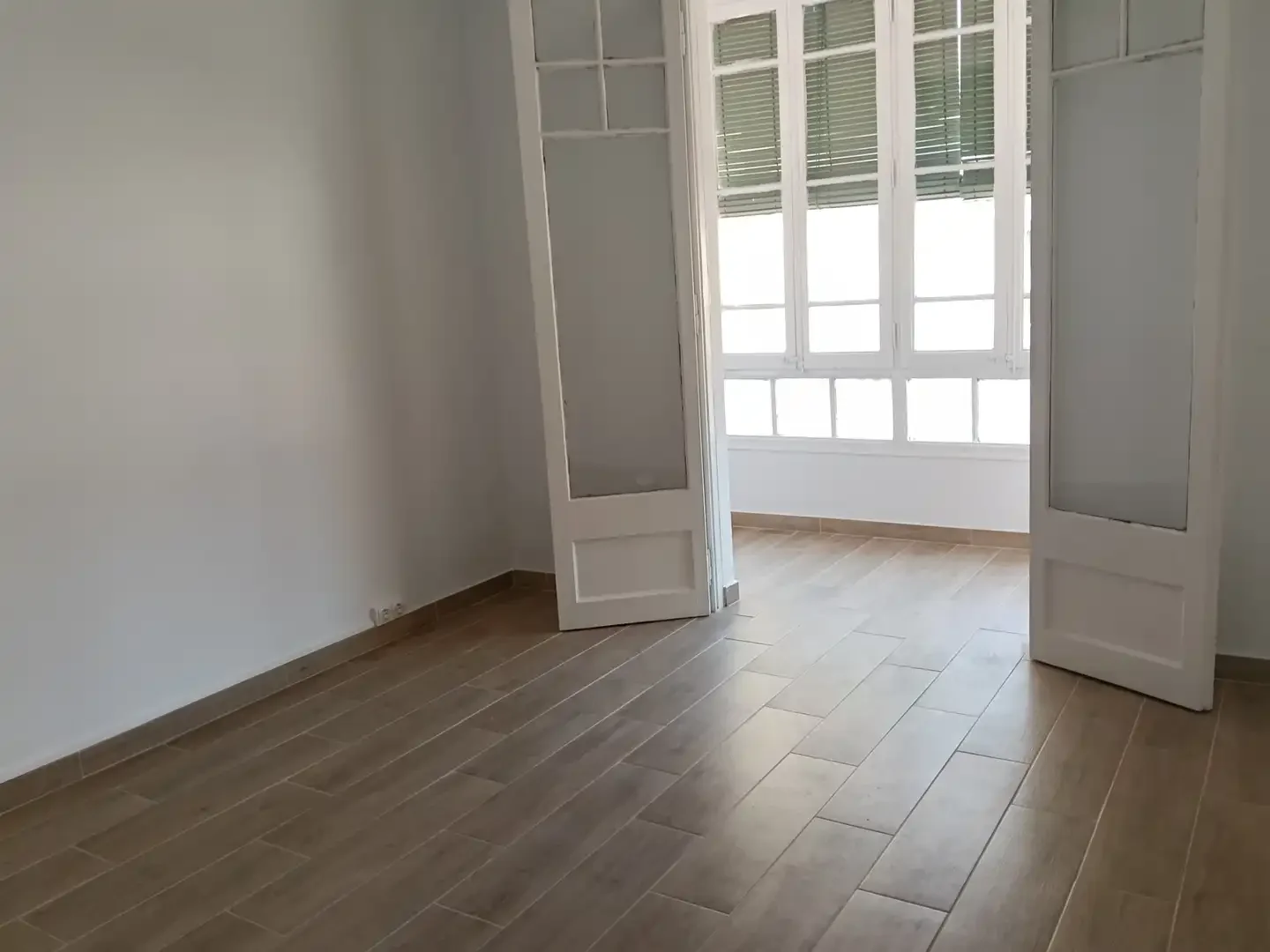 Piso en  Carrer del Comte Borrell - Foto 2