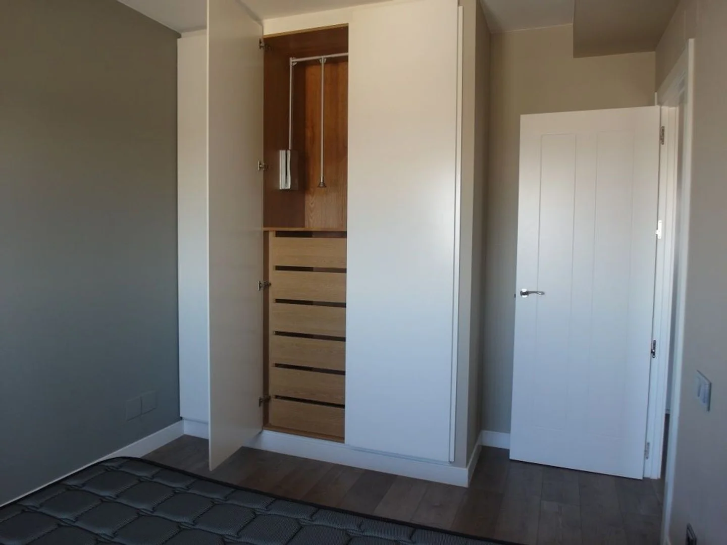 Piso en Barrio Valdeacederas - Foto 17