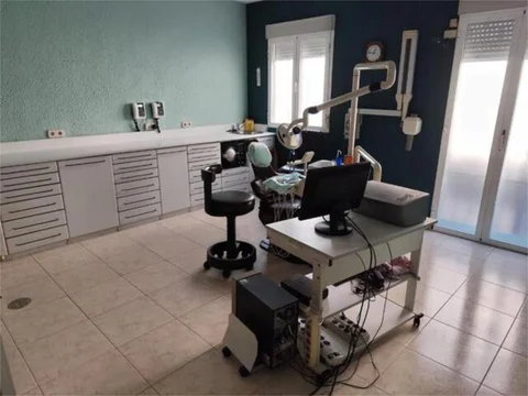 Piso en Almendrales - Foto 1