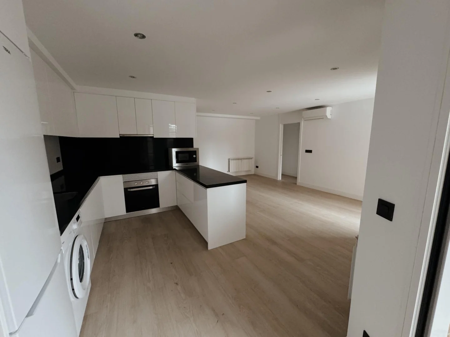 Piso en  Calle de Pedro Rico 27 - Foto 6