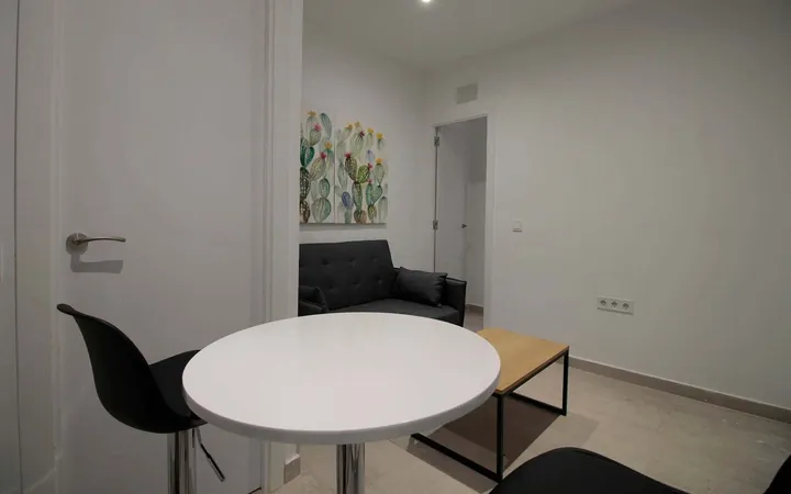Piso en Calle de Santoña s/n, Zofío - Foto 6