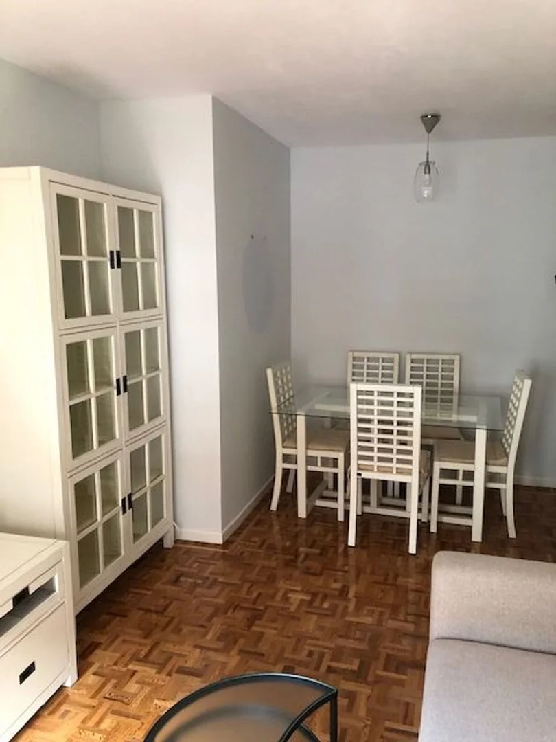 Piso en Calle de Emilio Carrere, 10, Arapiles - Foto 2