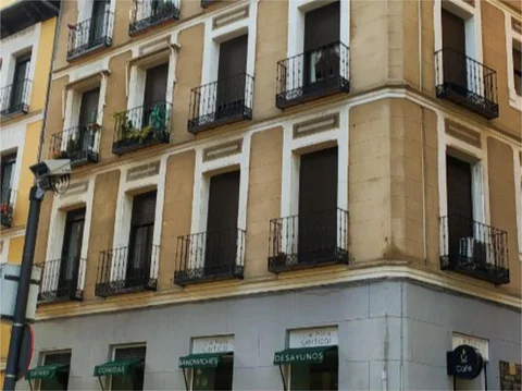 Piso en  Calle de Almadén 26 - Foto 12