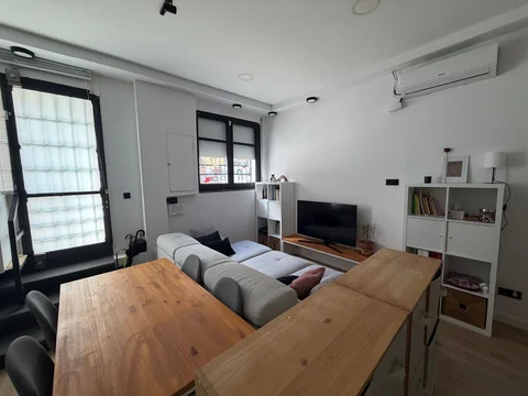 Piso en Barrio El Guinardó - Foto 1