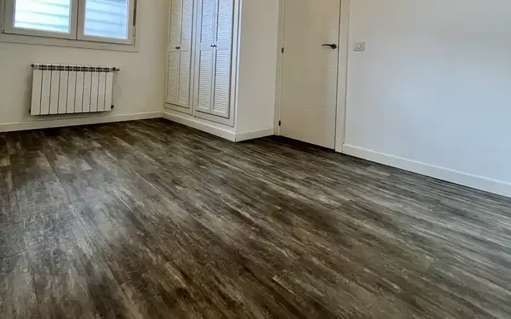 Piso en  Calle de Sirio 54 - Foto 7