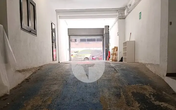 Local comercial en  Barcelona Capital - Foto 3