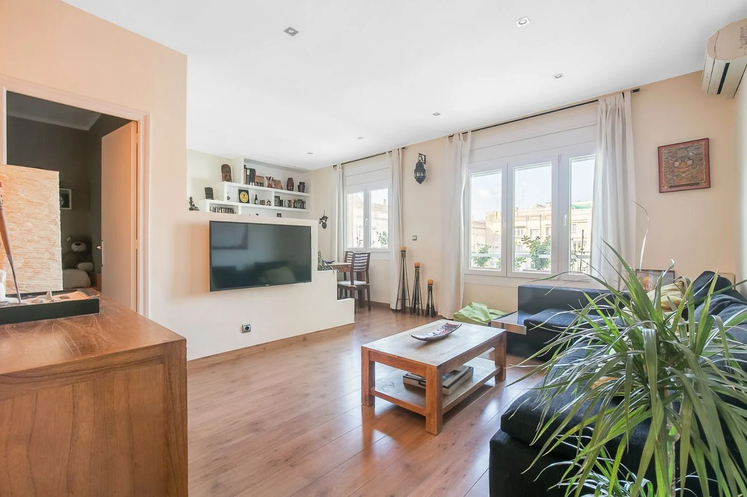 Piso en calle de Sardenya, 379