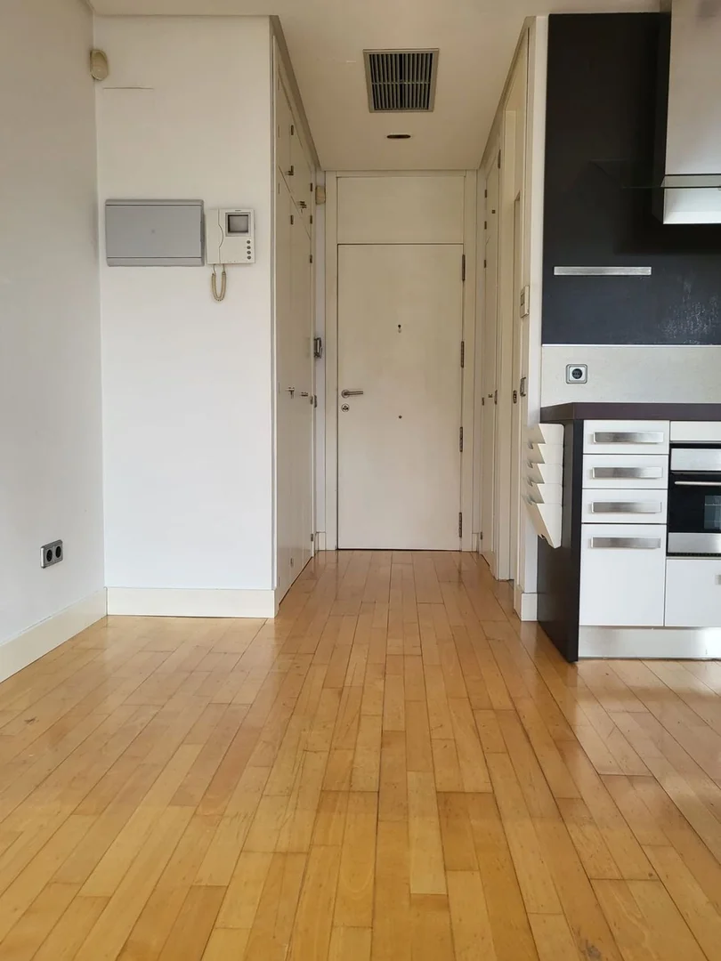 Estudio en calle de Aguarón, 23 - Foto 8