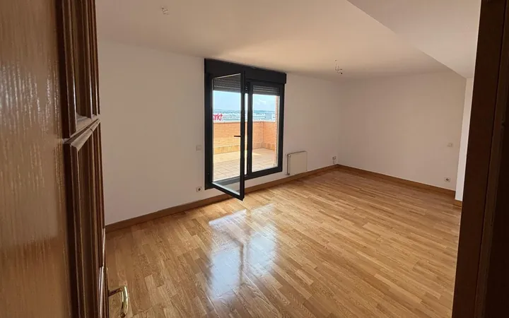 Ático en Rejas, Rejas - Foto 1